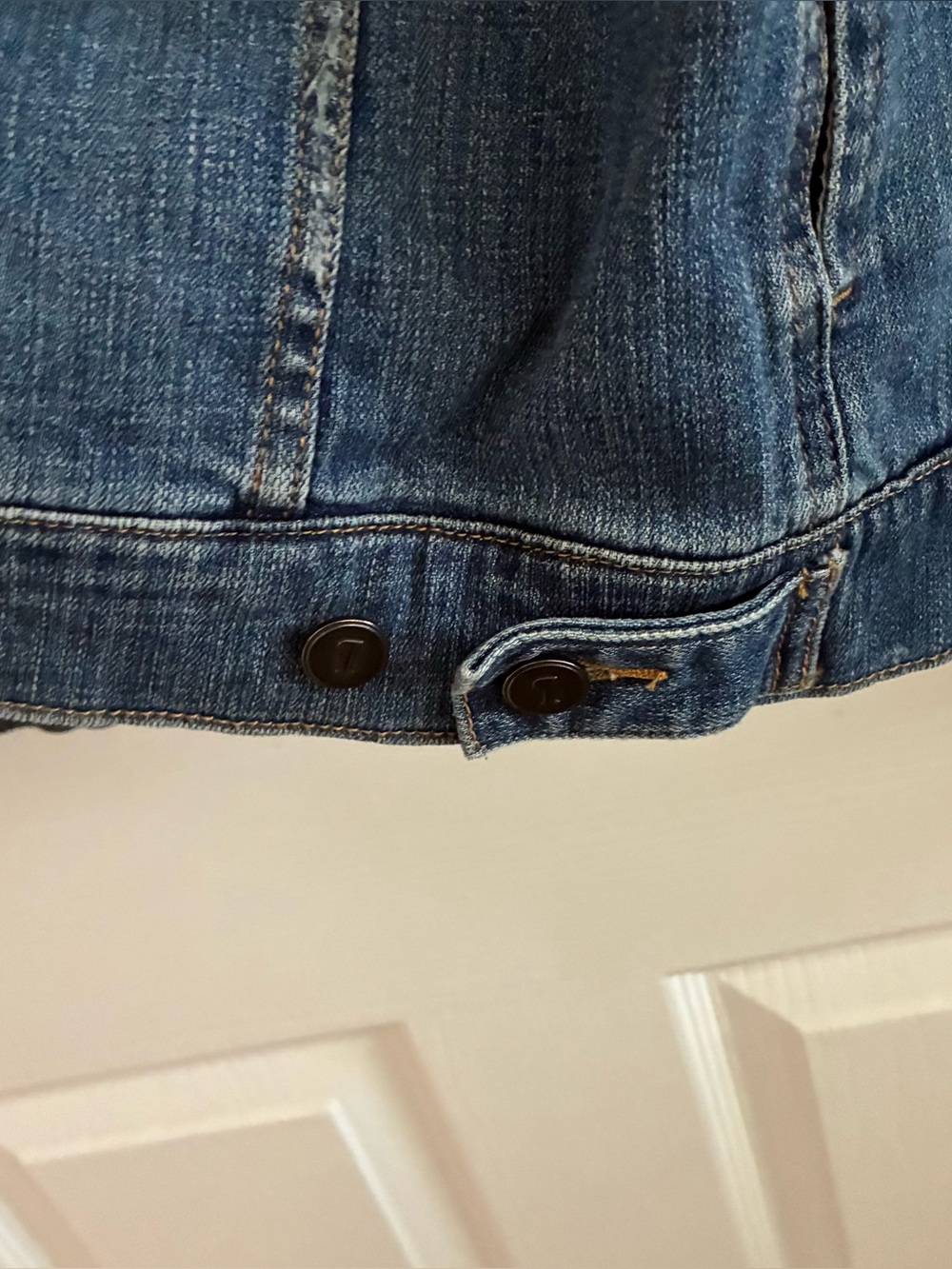 Pilcro and the Letterpress Amore Embroidered Denim Jacket, Size Large - Picture 3 of 8